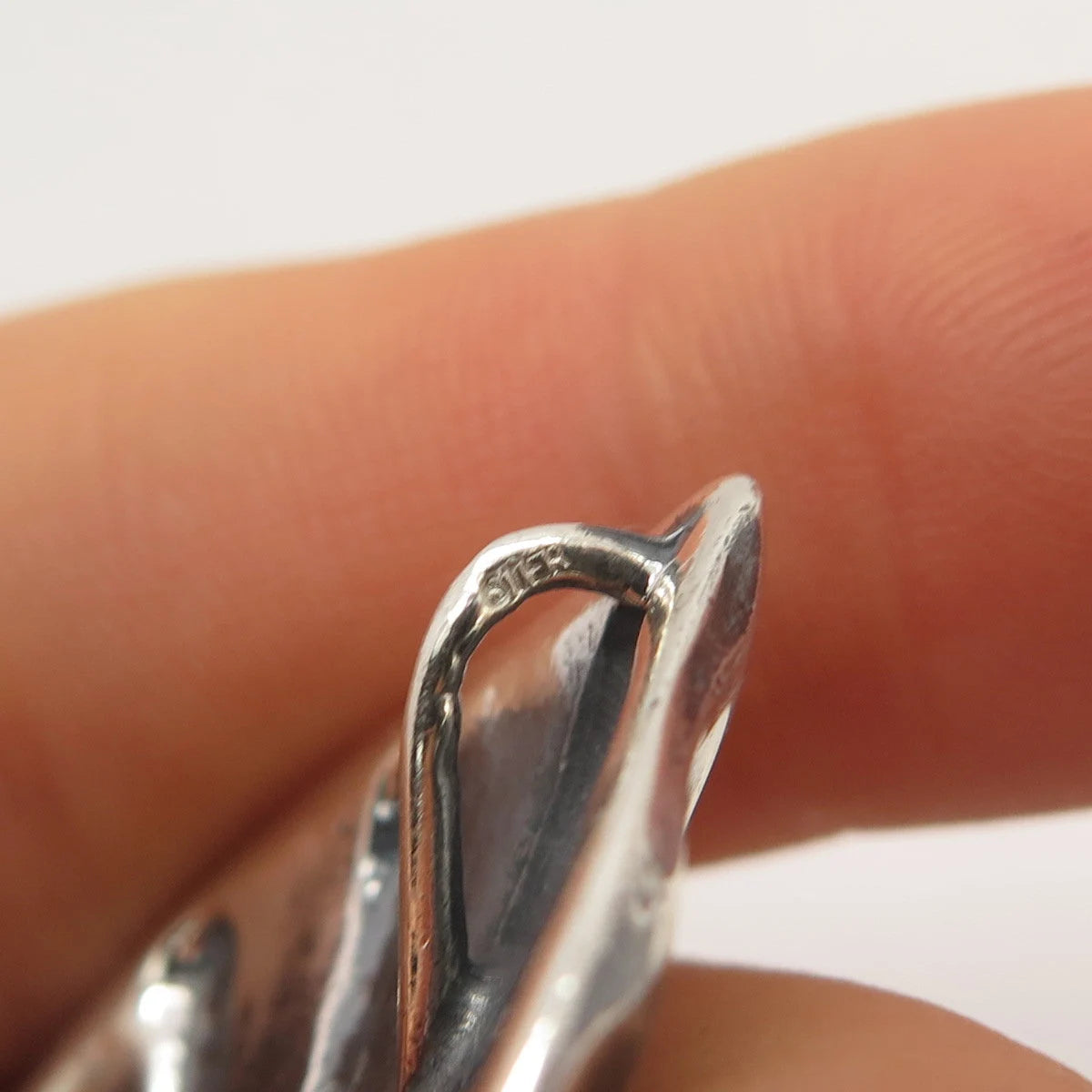 925 Sterling Silver Vintage Modernist Slide Pendant