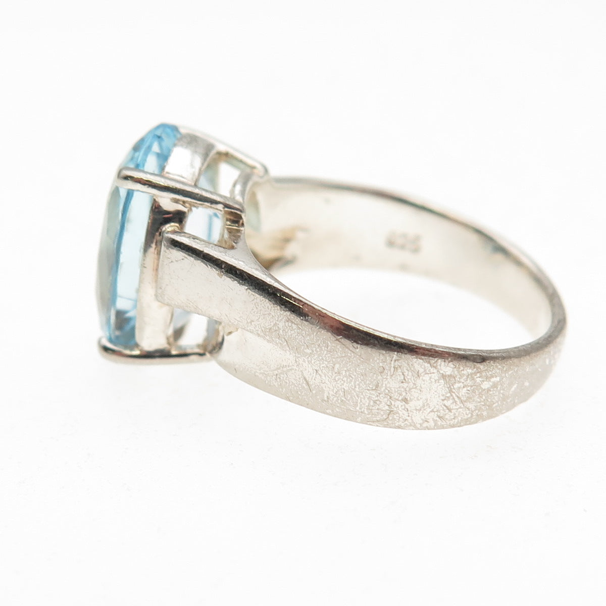 925 Sterling Silver Vintage Real Oval-Cut Blue Topaz Ring Size 7.25