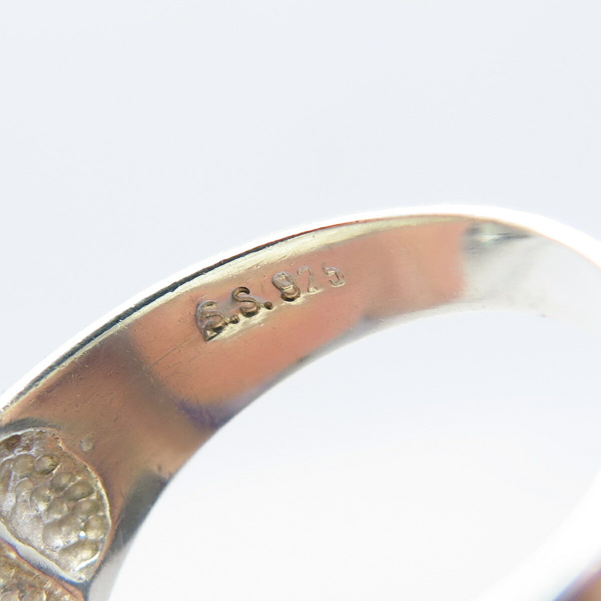 925 Sterling Silver Ribbed Ring Size 8