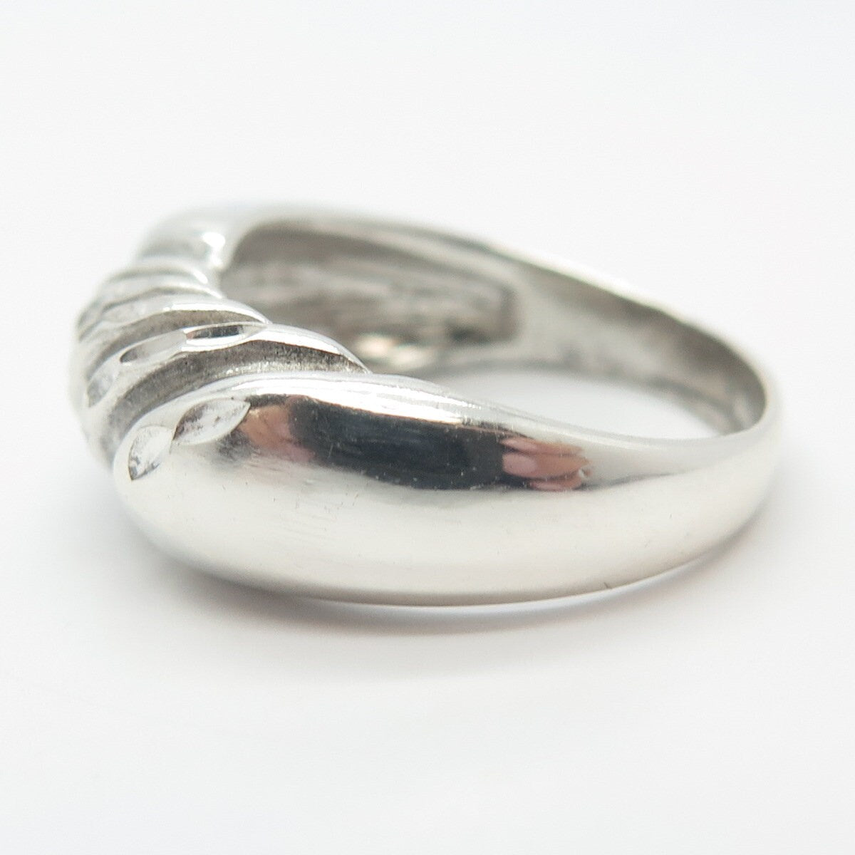 925 Sterling Silver Vintage Ribbed Ring Size 8