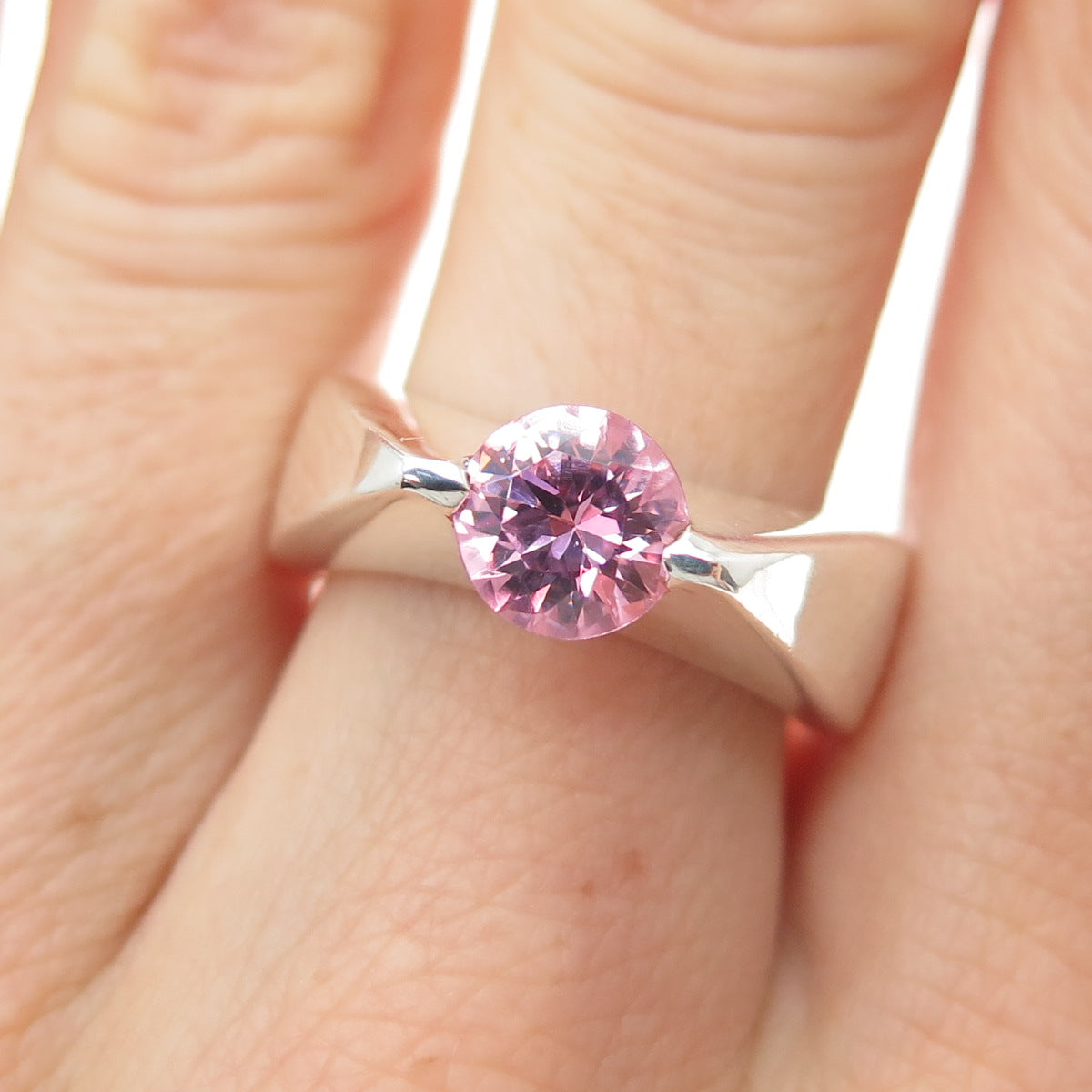 FOSSIL 925 Sterling Silver Vintage Round-Cut Pink C Z Modernist Ring Size 7.5
