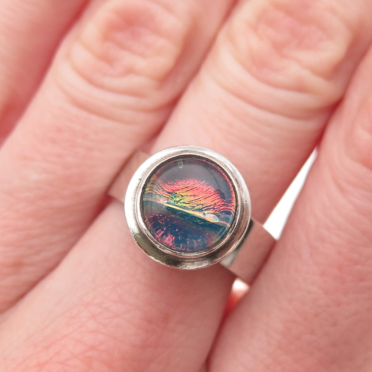 925 Sterling Silver Vintage Dichroic Glass Modernist Oxidized Ring Size 7
