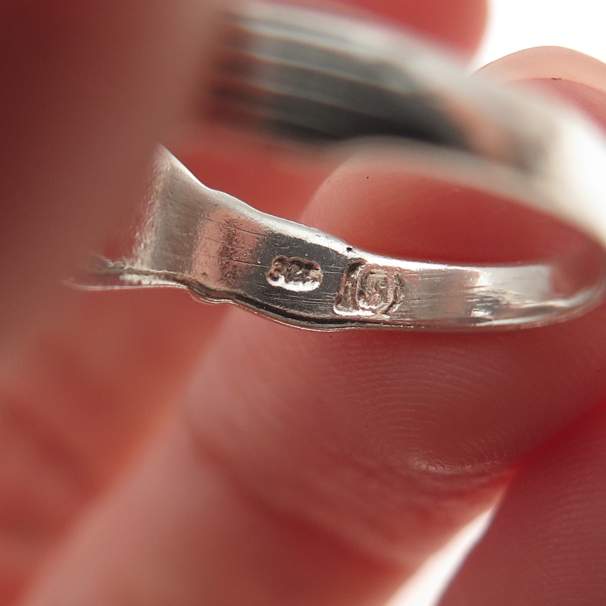 925 Sterling Silver Vintage Irish Claddagh Oxidized Ring Size 5.25