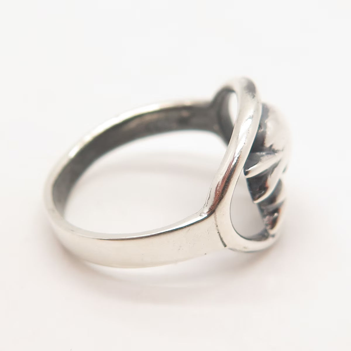 925 Sterling Silver Vintage Friendly Dolphin Ring Size 8
