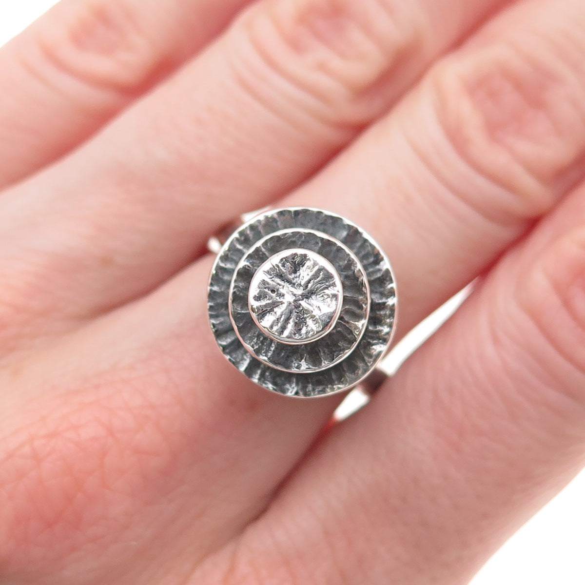 925 Sterling Silver Vintage Modernist Oxidized Ring Size 6.75