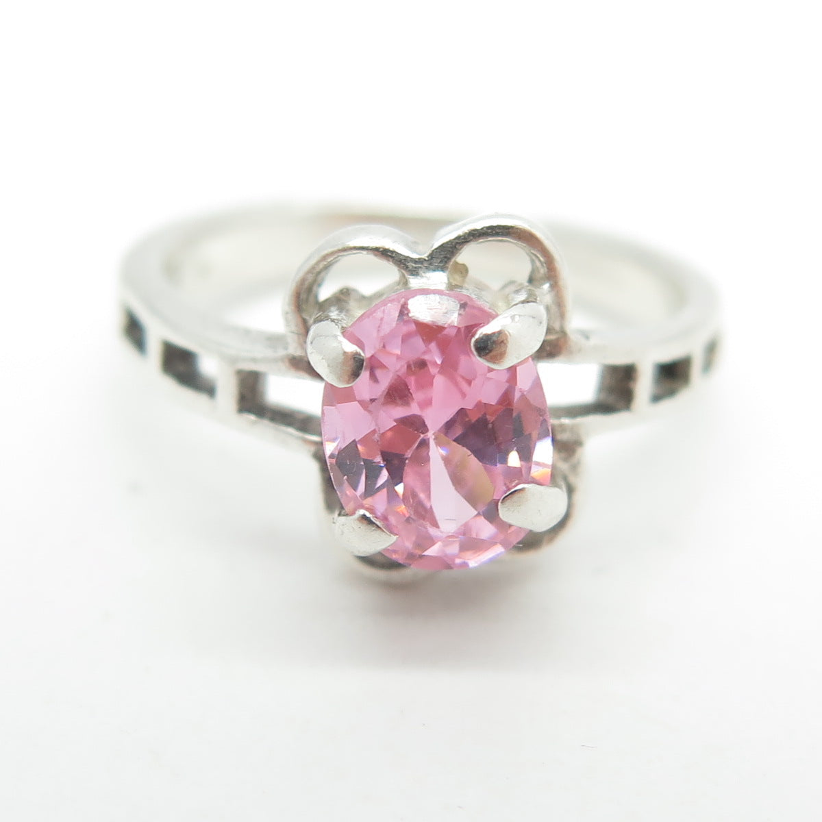 925 Sterling Silver Vintage Oval-Cut Pink C Z Ring Size 6