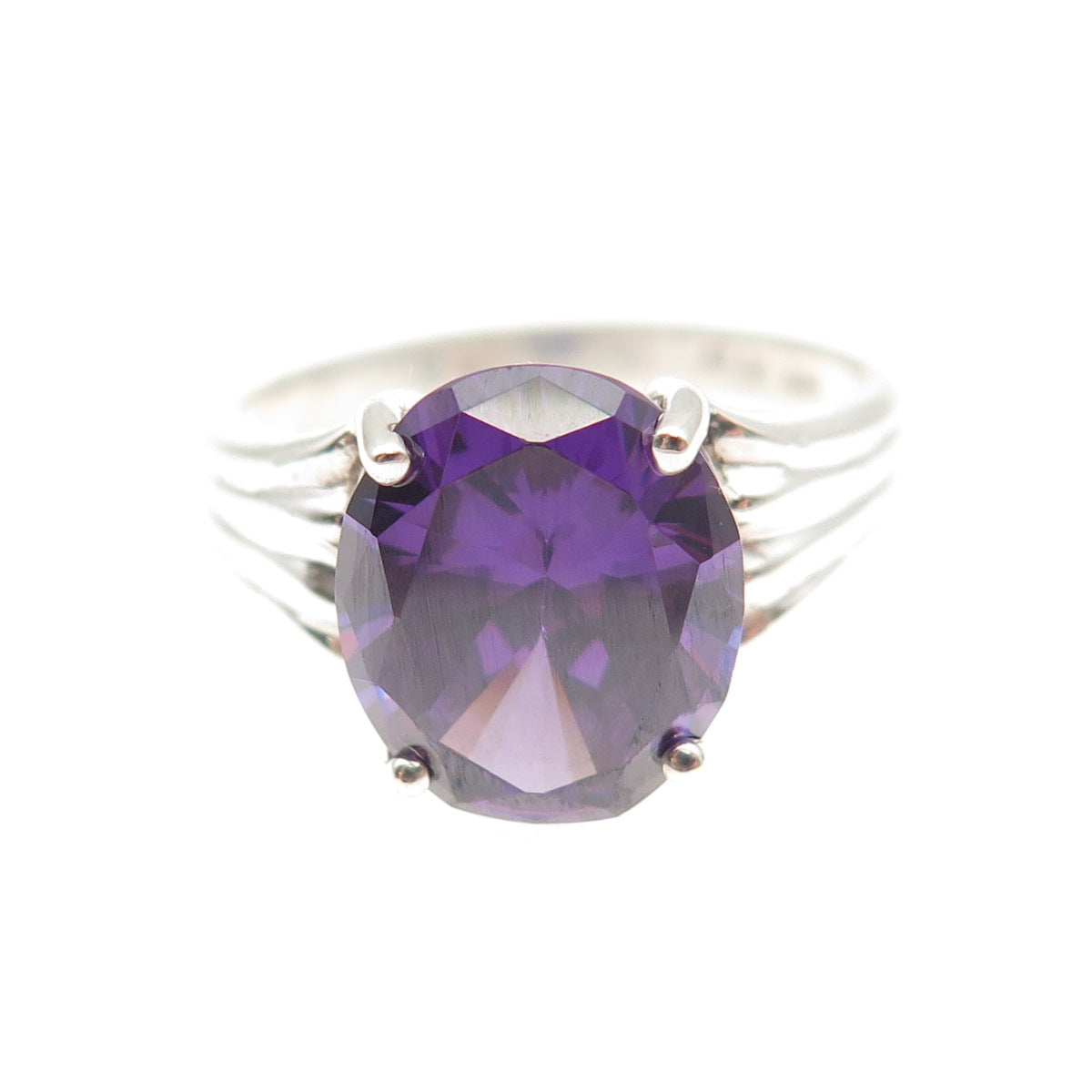925 Sterling Silver Oval-Cut Purple C Z Ring Size 8.25