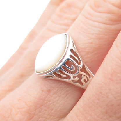 925 Sterling Silver Vintage Real MOP Modernist Ring Size 7.75