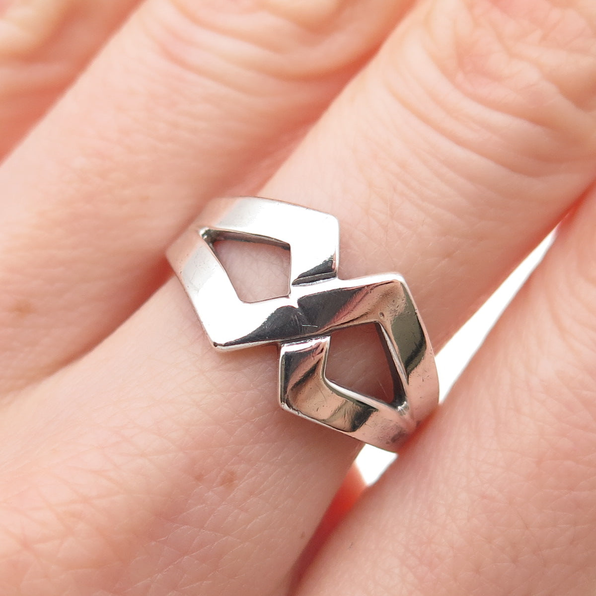 Cellini 925 Sterling Silver Vintage Modernist Infinity Oxidized Ring Size 7.5