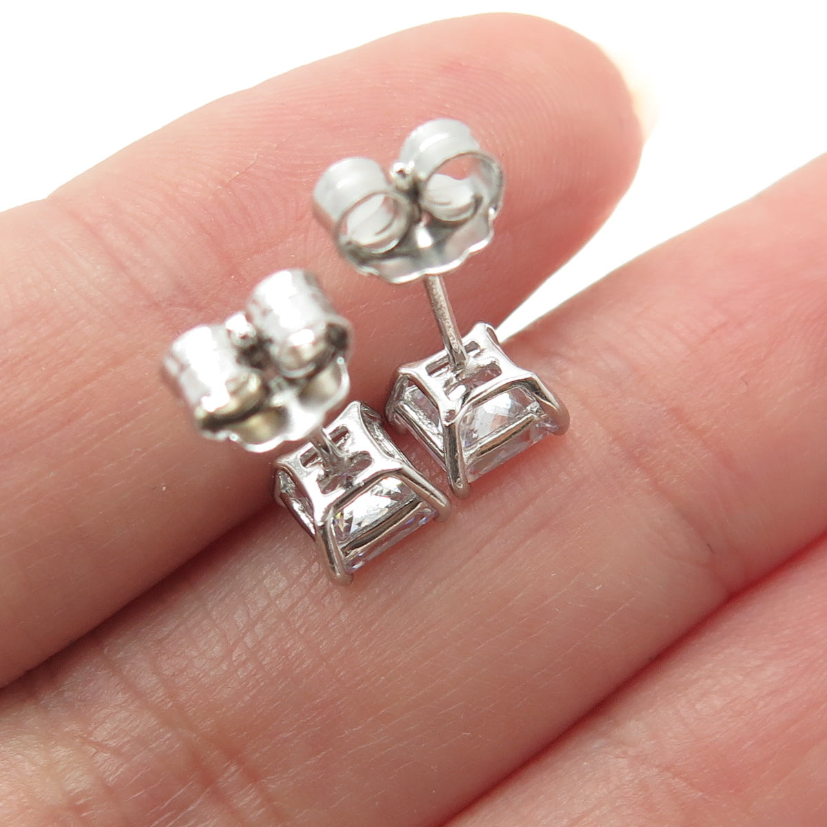 925 Sterling Silver Princess-Cut Shaped White C Z Stud Earrings