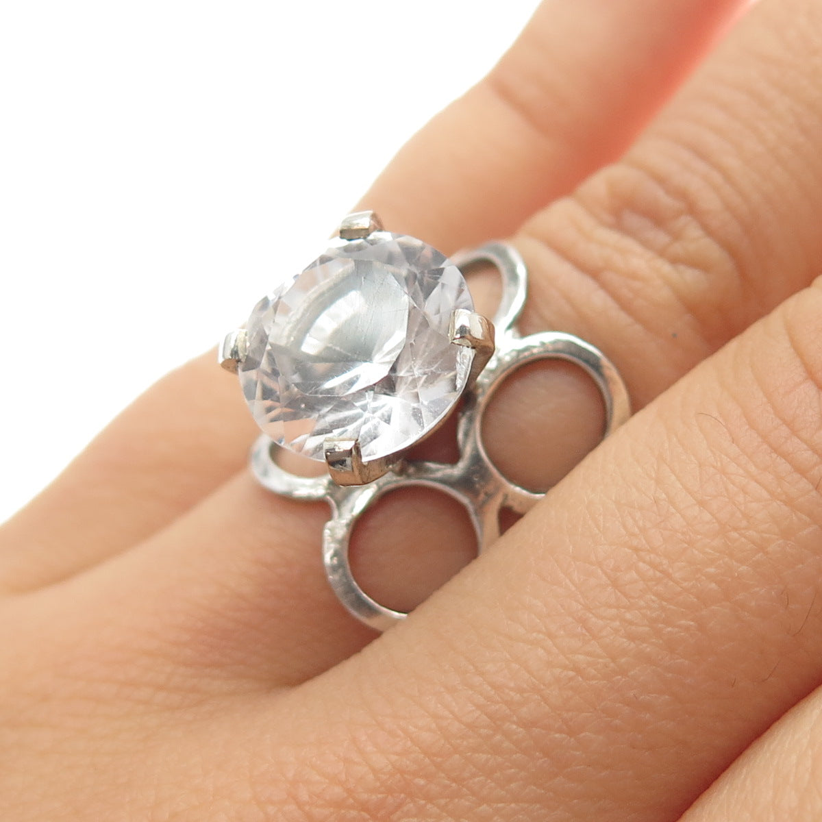925 Sterling Silver Vintage Real Round-Cut White Topaz Modernist Ring Size 6.75