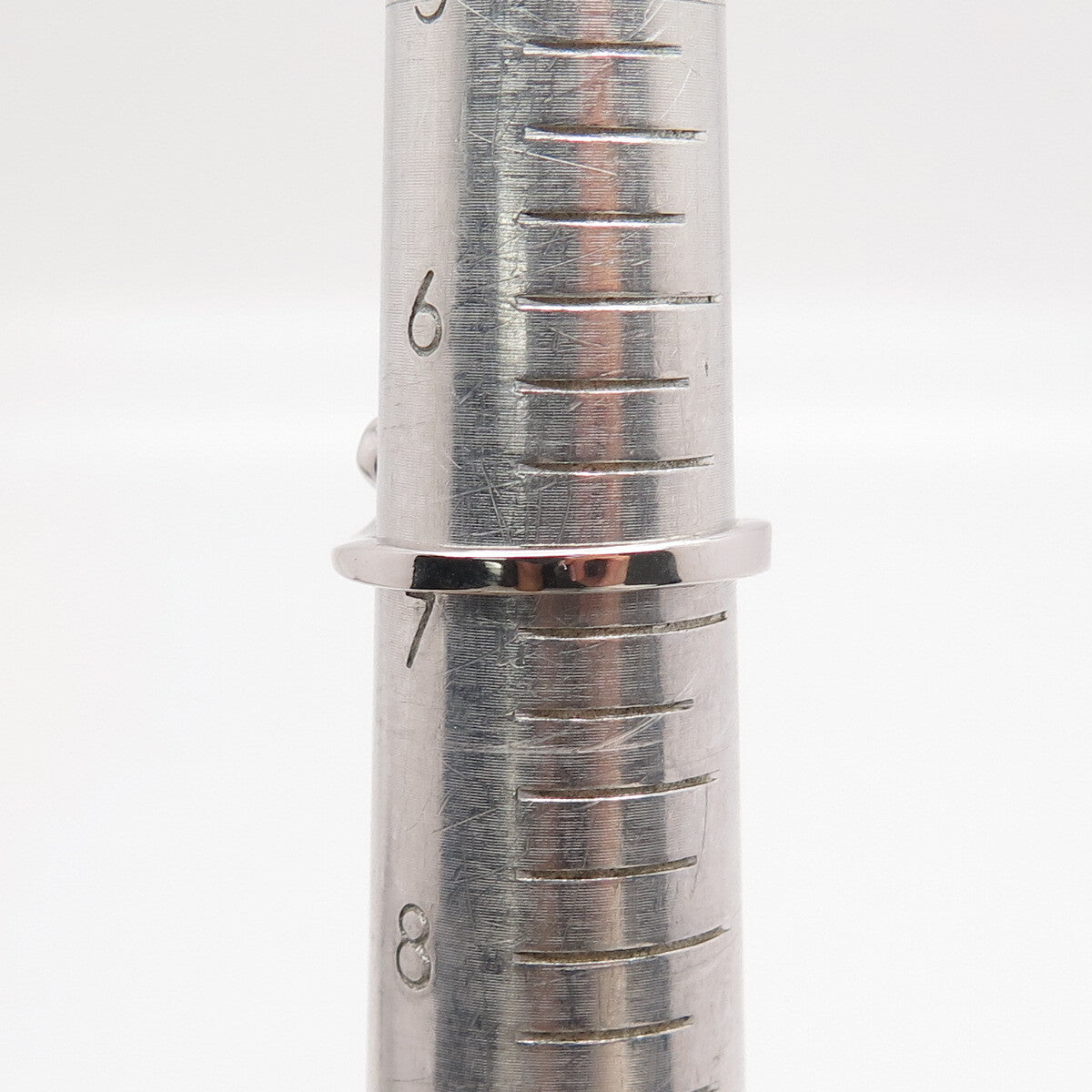 925 Sterling Silver Round-Cut C Z Modernist Ring Size 6.75