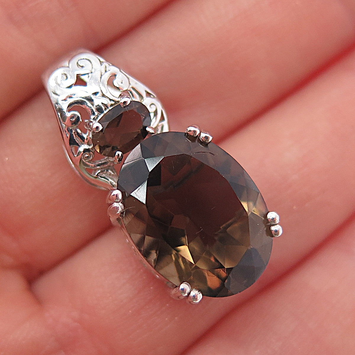 D'Joy 925 Sterling Silver Real Oval-Cut Smoky Quartz Charm Pendant