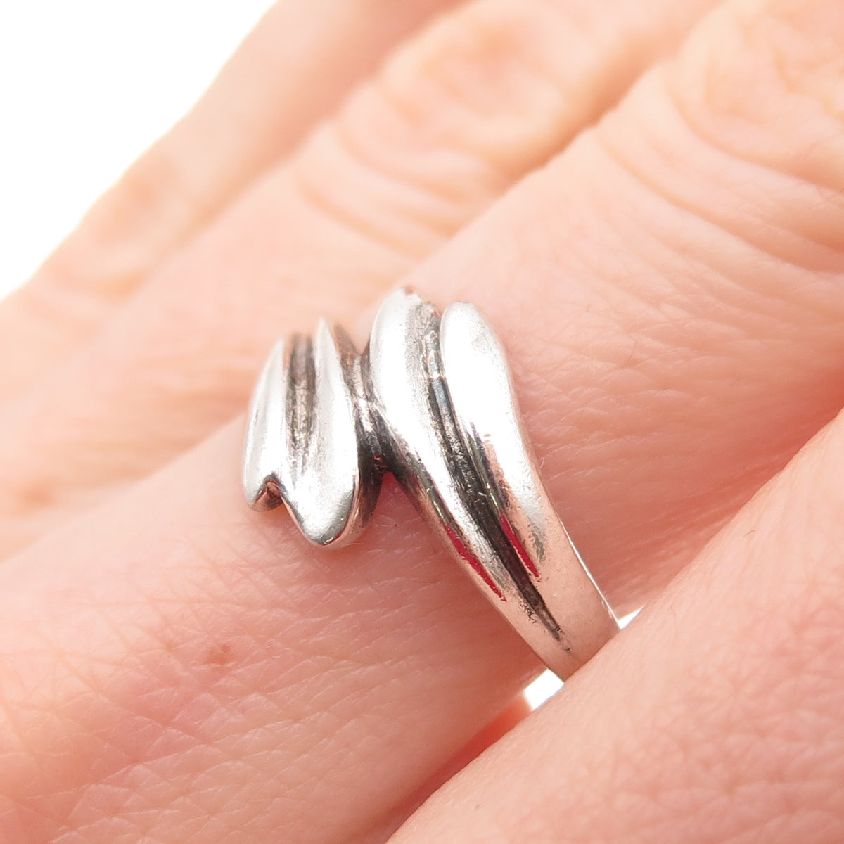 925 Sterling Silver Vintage Modernist Bypass Oxidized Ring Size 7