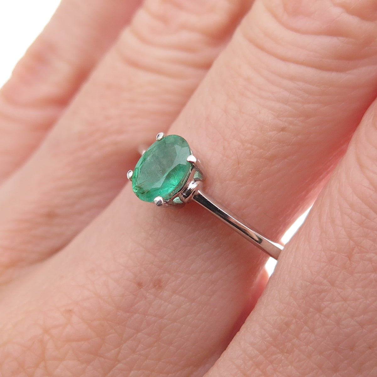 925 Sterling Silver Real Oval-Cut Emerald Ring Size 8