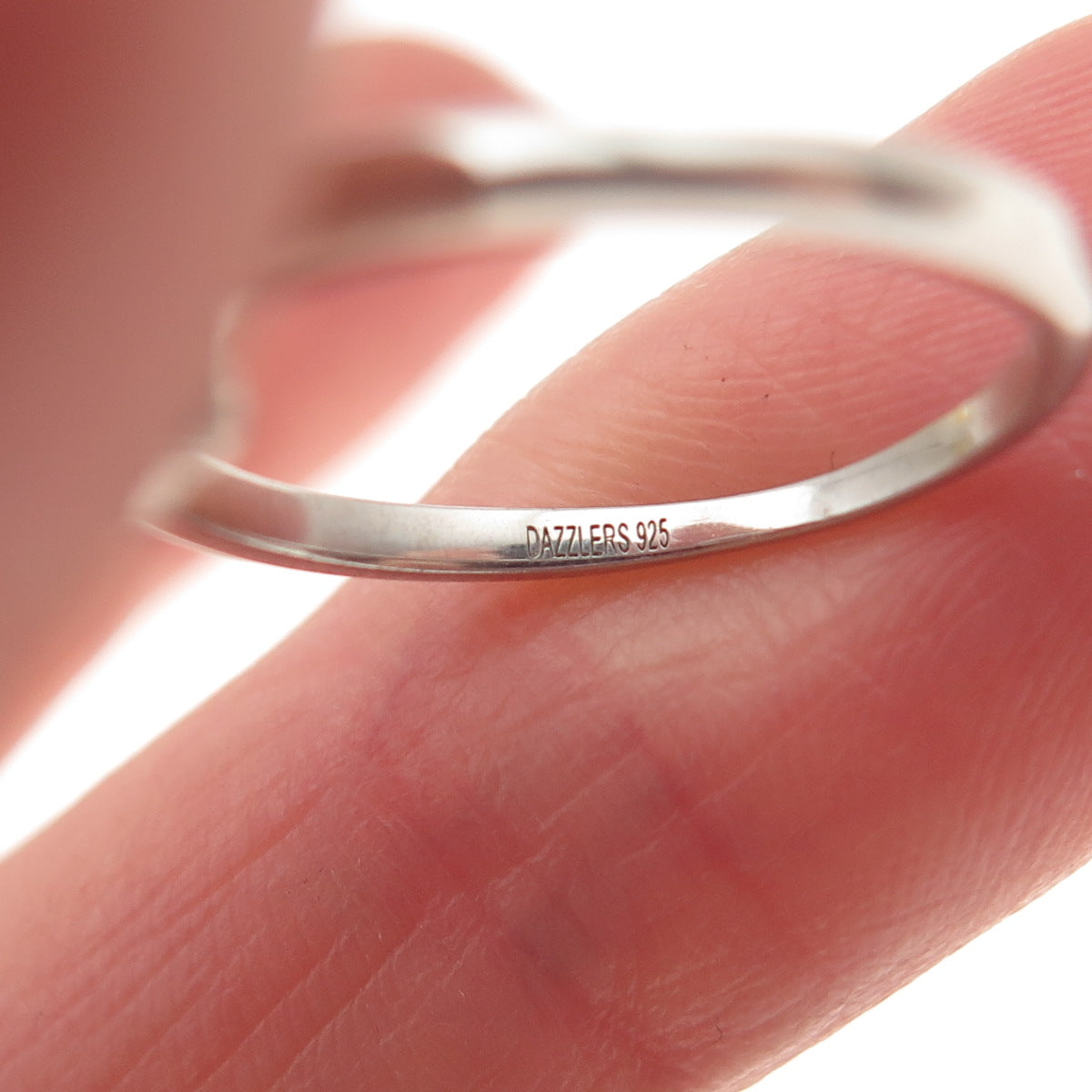 DAZZLERS 925 Sterling Silver Real Oval-Cut Blue Topaz Ring Size 6