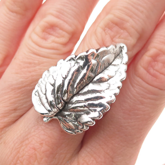 925 Sterling Silver Vintage Modernist Floral Leaf Oxidized Ring Size 7.25