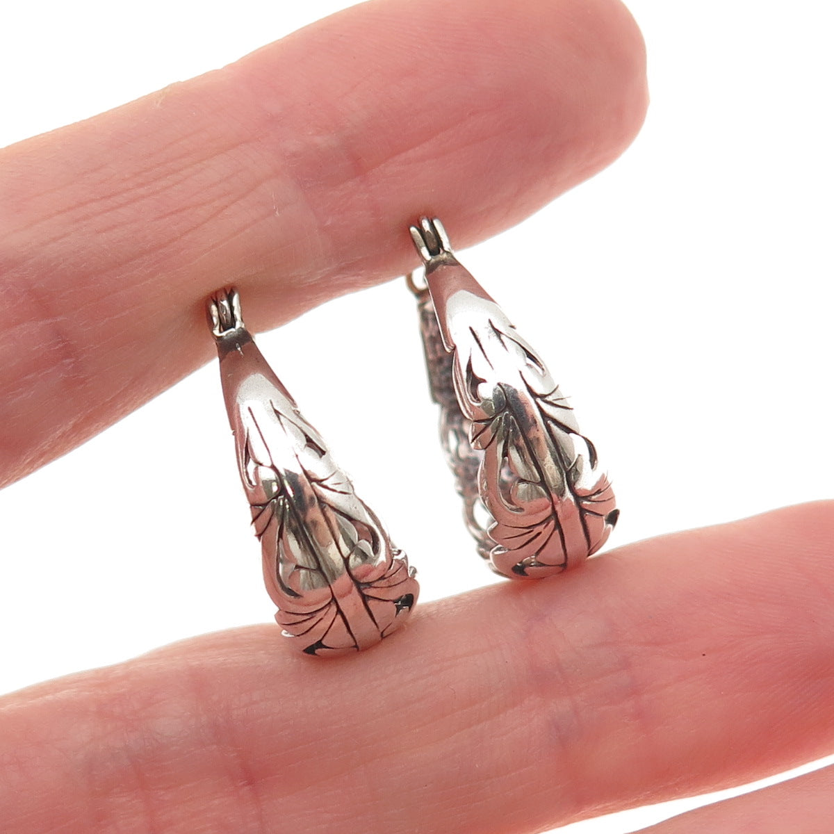 925 Sterling Silver Vintage Modernist Ornate Oxidized Hoop Earrings