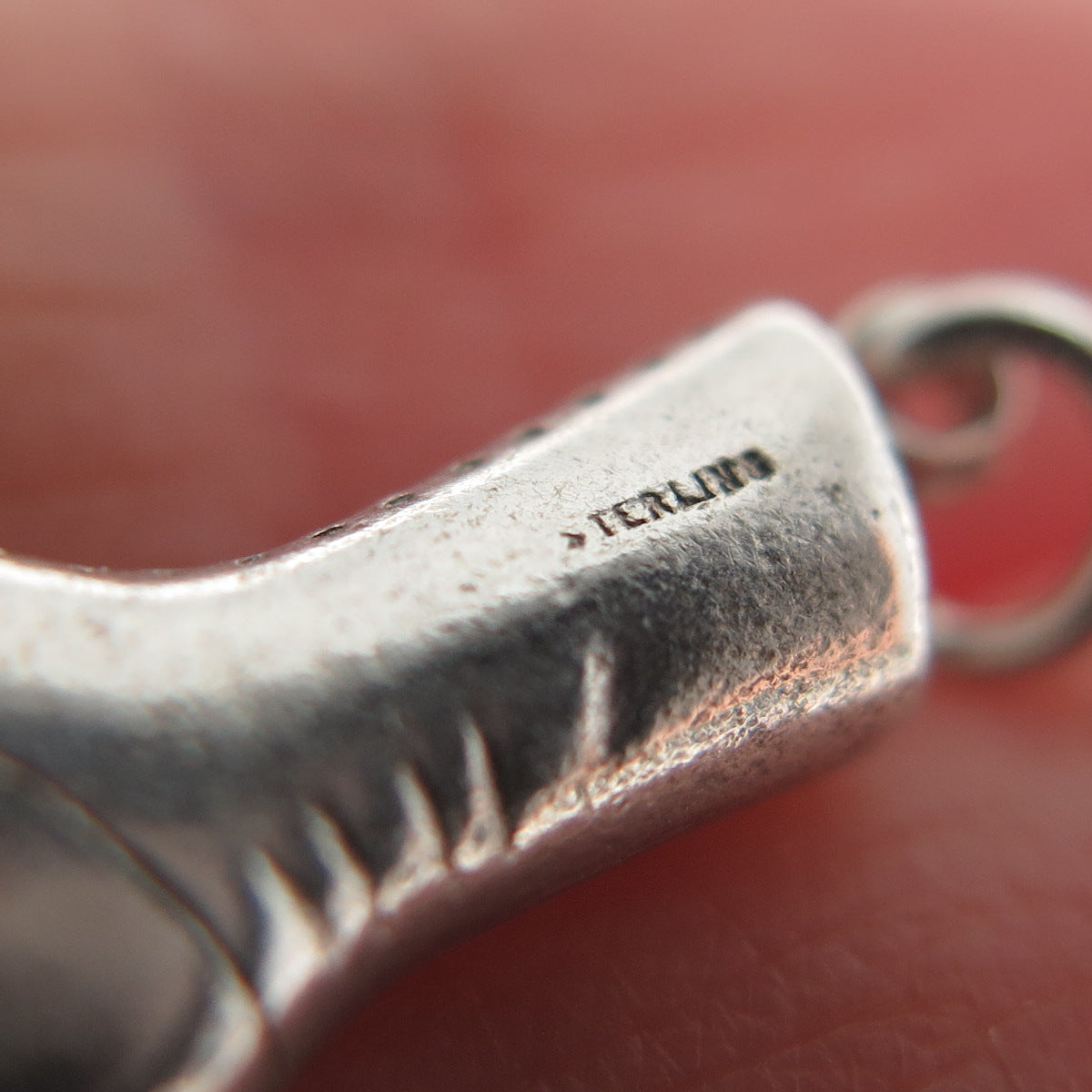 925 Sterling Silver Vintage Ice Skating Shoe Minimalist 3D Charm Pendant