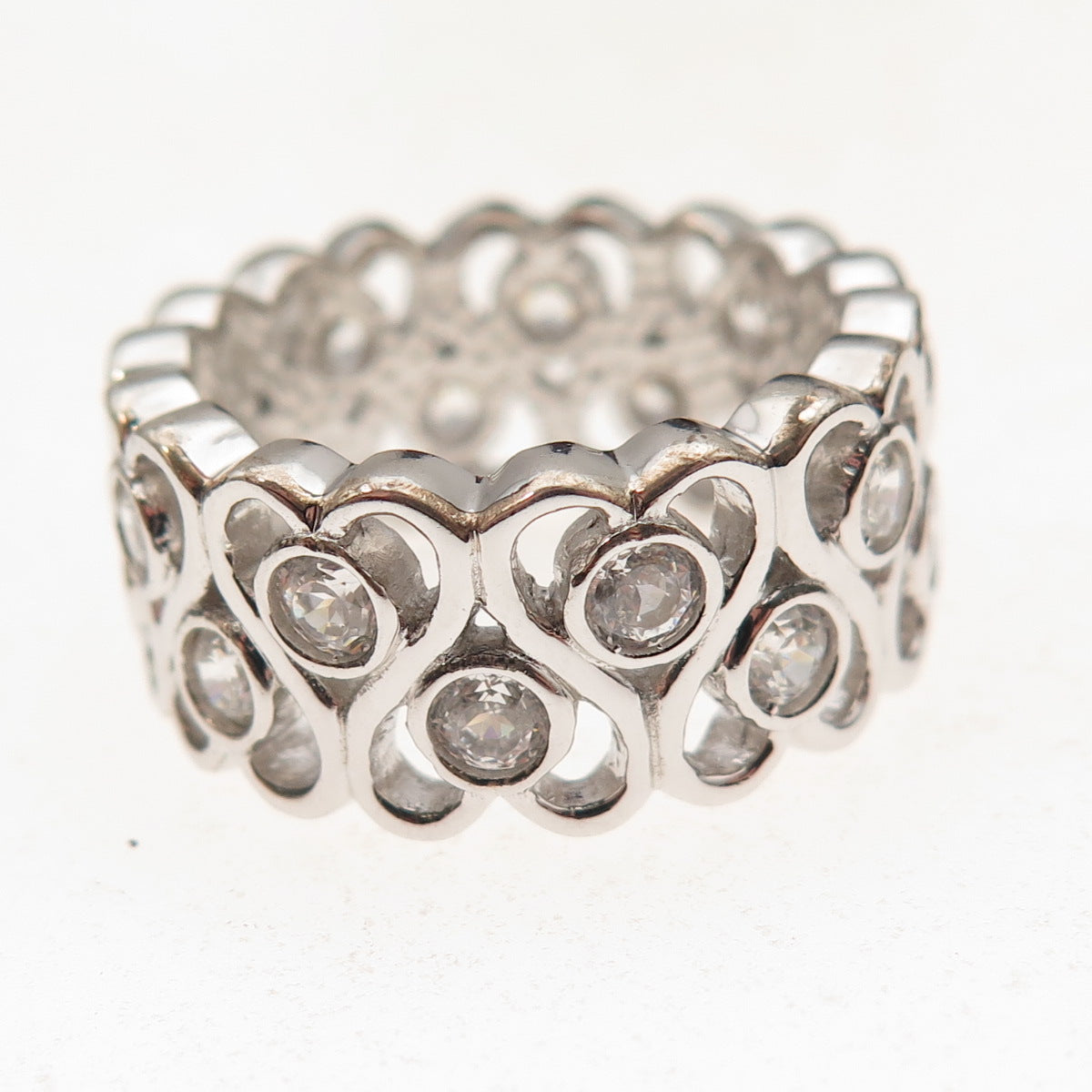 925 Sterling Silver Round-Cut C Z Heart Ornate Band Size 7.25