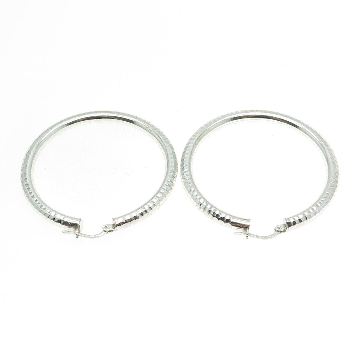 HAN 925 Sterling Silver Diamond-Cut Hoop Earrings