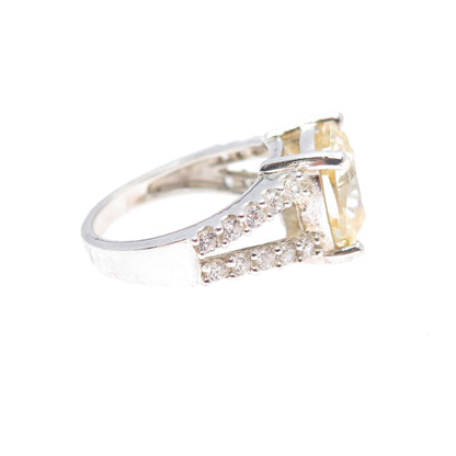 925 Sterling Silver Vintage Canary & White C Z Ring Size 5.25
