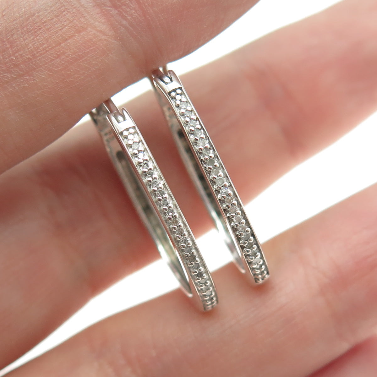 SUN 925 Sterling Silver Real Round-Cut Diamond Oval Hoop Earrings