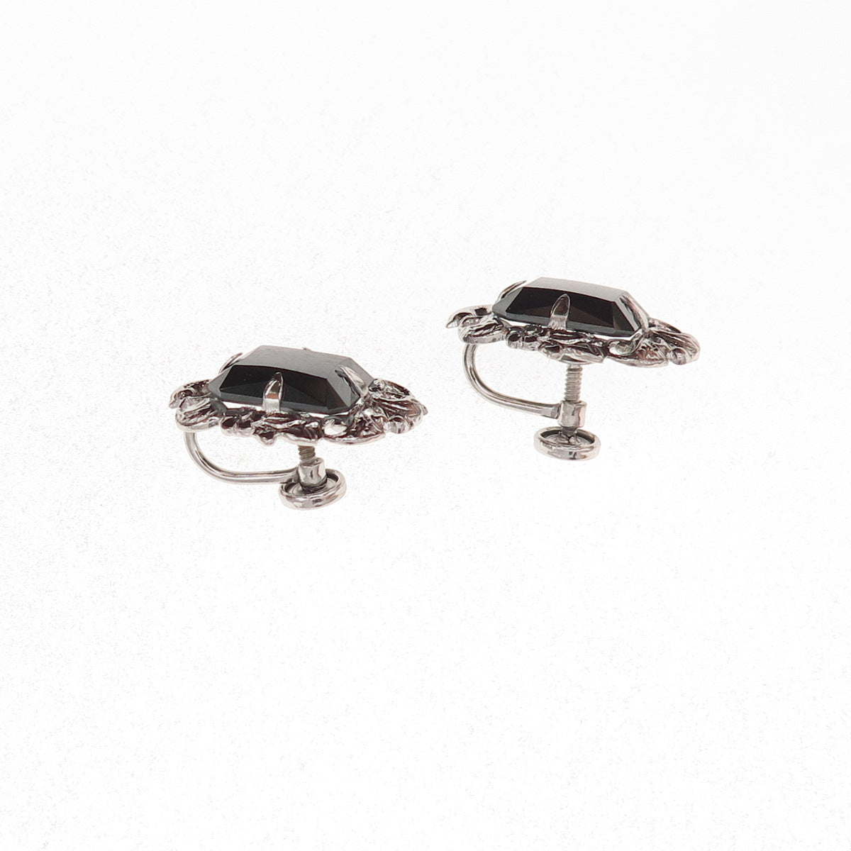 Dixelle 925 Sterling Silver Vintage Real Hematite Floral Screw Back Earrings