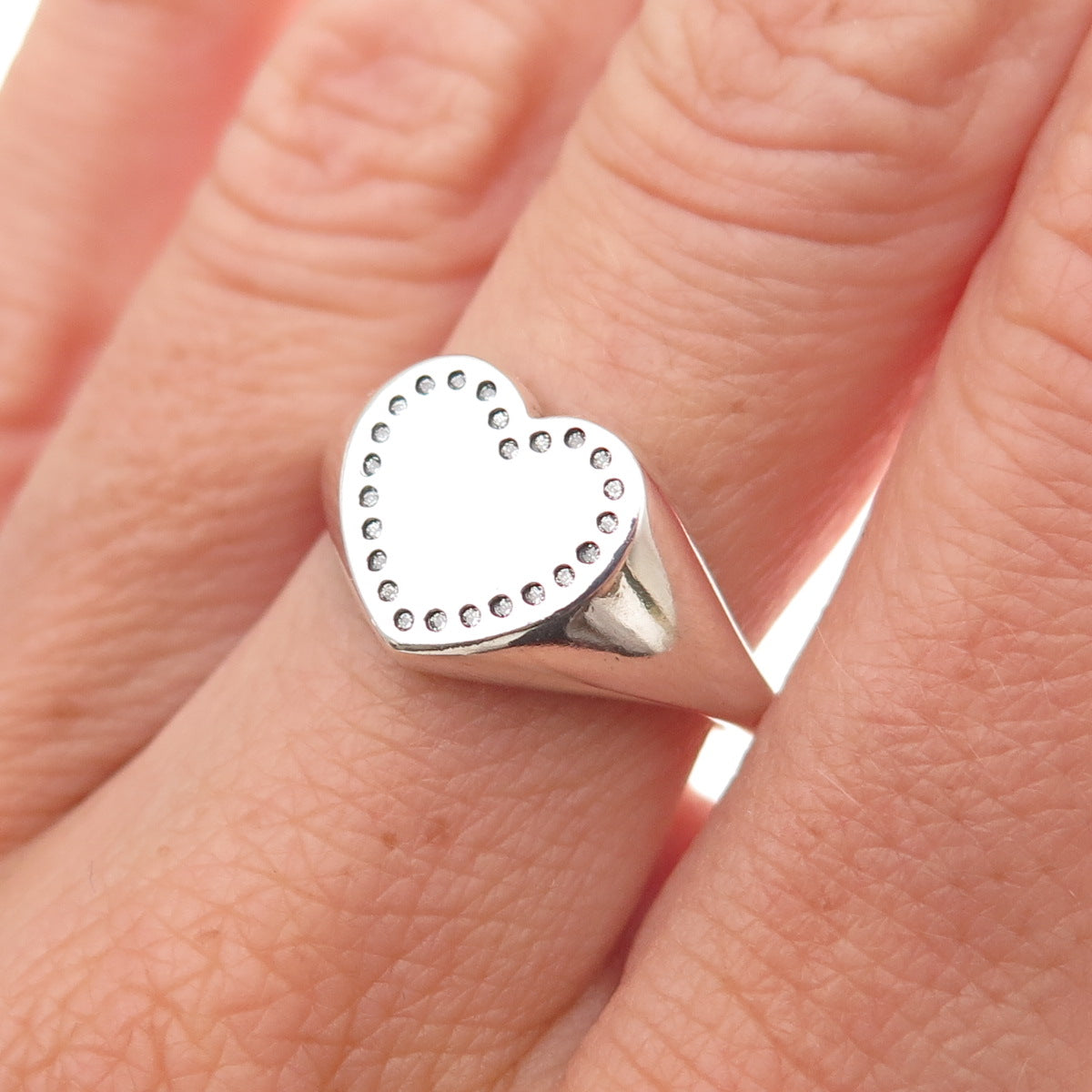 Pandora 925 Sterling Silver Round-Cut C Z Heart Signet Ring Size 7
