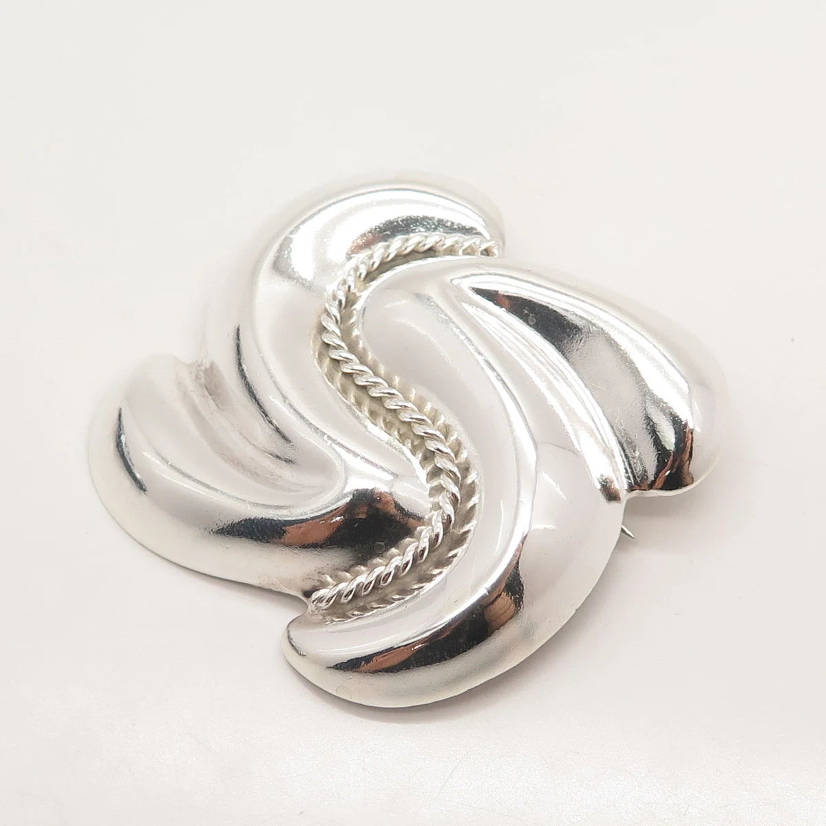 925 Sterling Silver Vintage Mexico Ribbed Pin Brooch