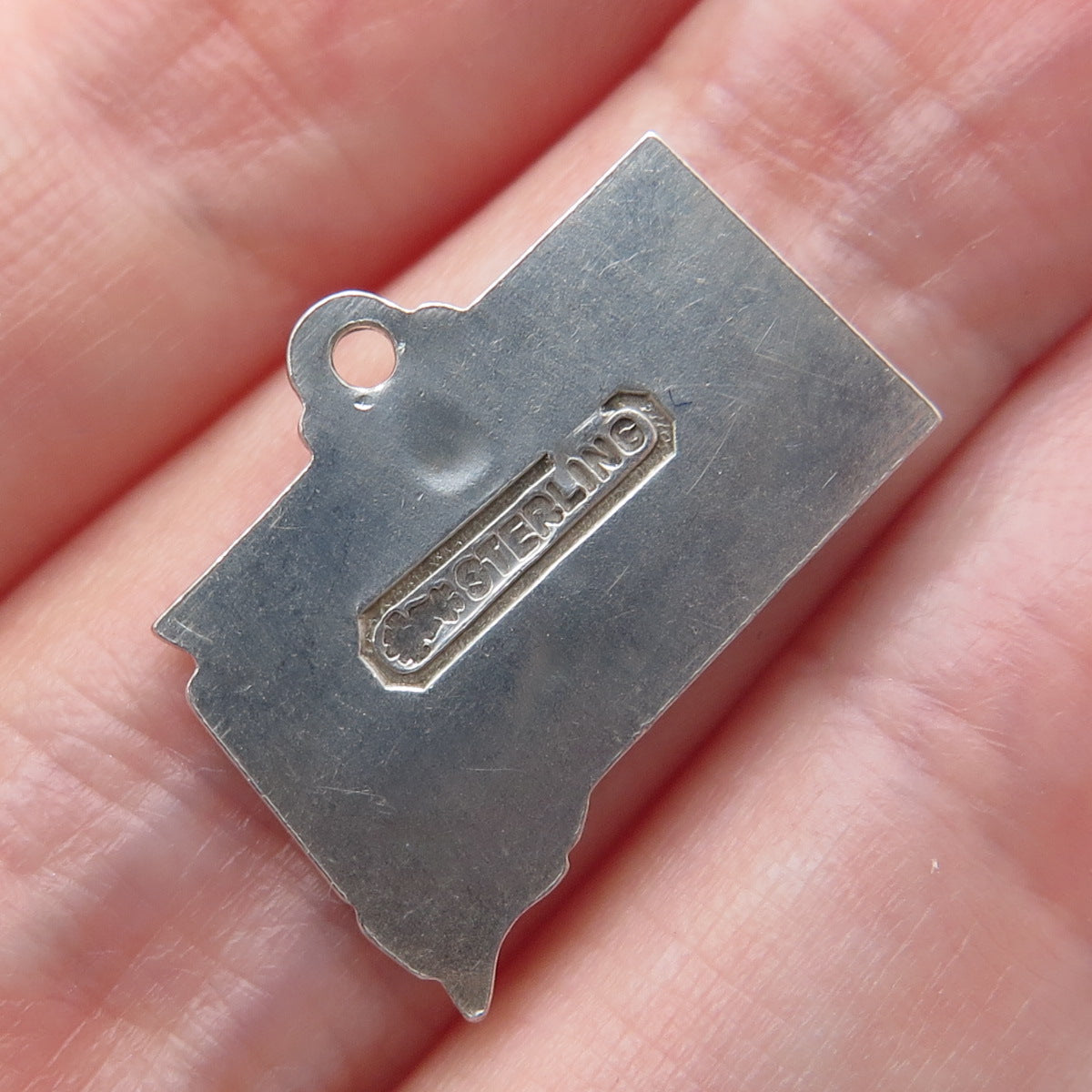 MAISELS INDIAN TRADING Sterling Silver Vintage South Dakota Mini Charm Pendant
