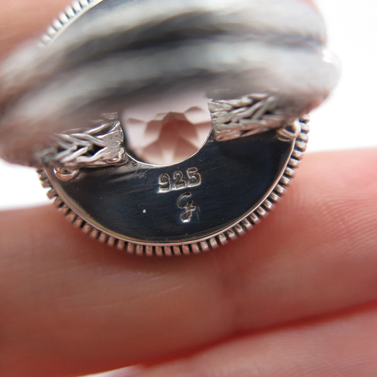 925 Sterling Silver Vintage Real Smoky Quartz Beaded Fox Chain Ring Size 6