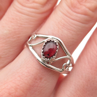925 Sterling Silver Vintage Real Red Garnet Swirl Ring Size 10.25
