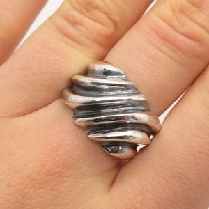 925 Sterling Silver Vintage Ribbed Ring Size 7.75