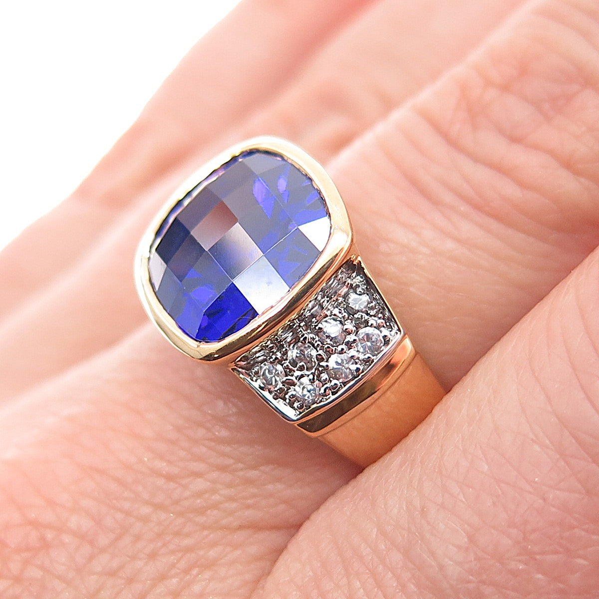 925 Sterling Silver Gold Plated Purple & White C Z Ring Size 7