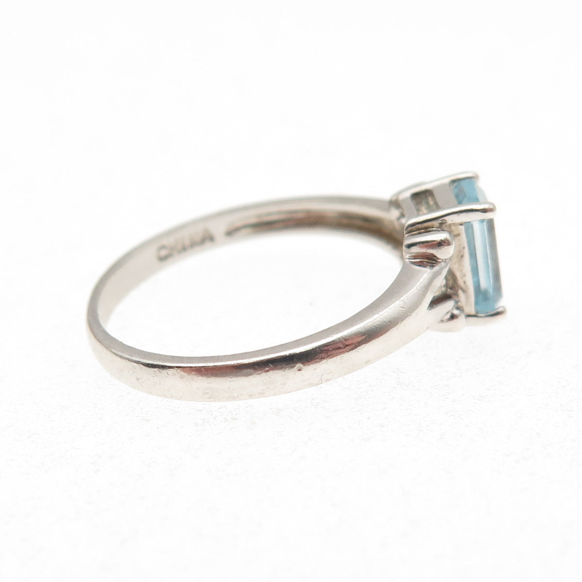 Ross Simons 925 Sterling Silver Vintage Real Emerald-Cut Blue Topaz Ring Size 8