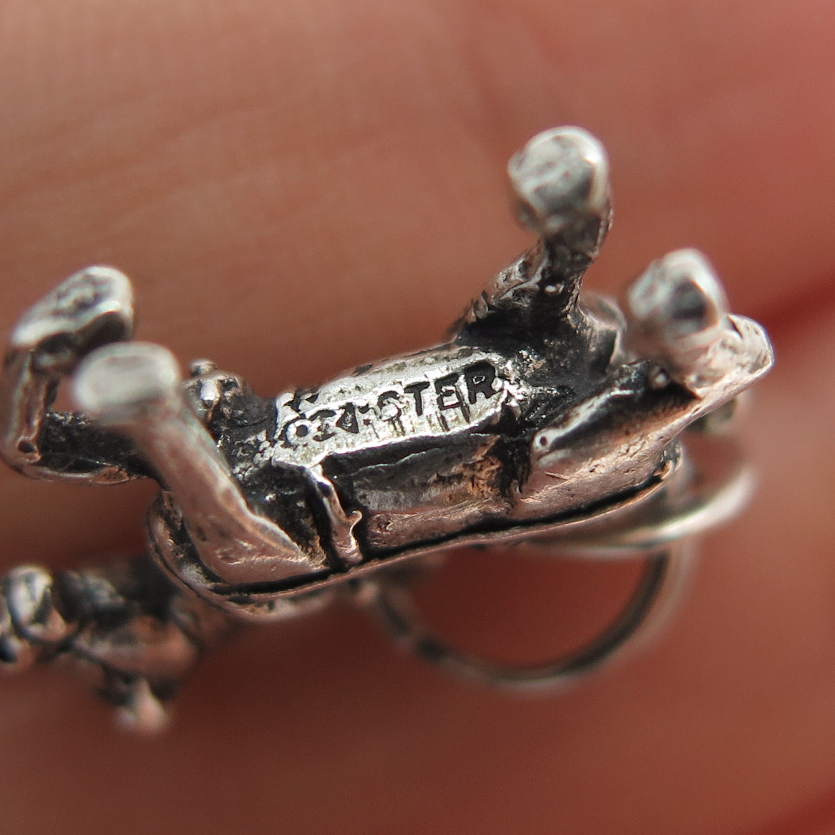 MAISELS INDIAN TRADING Sterling Silver Vintage Horse Busch Gardens Mini Pendant