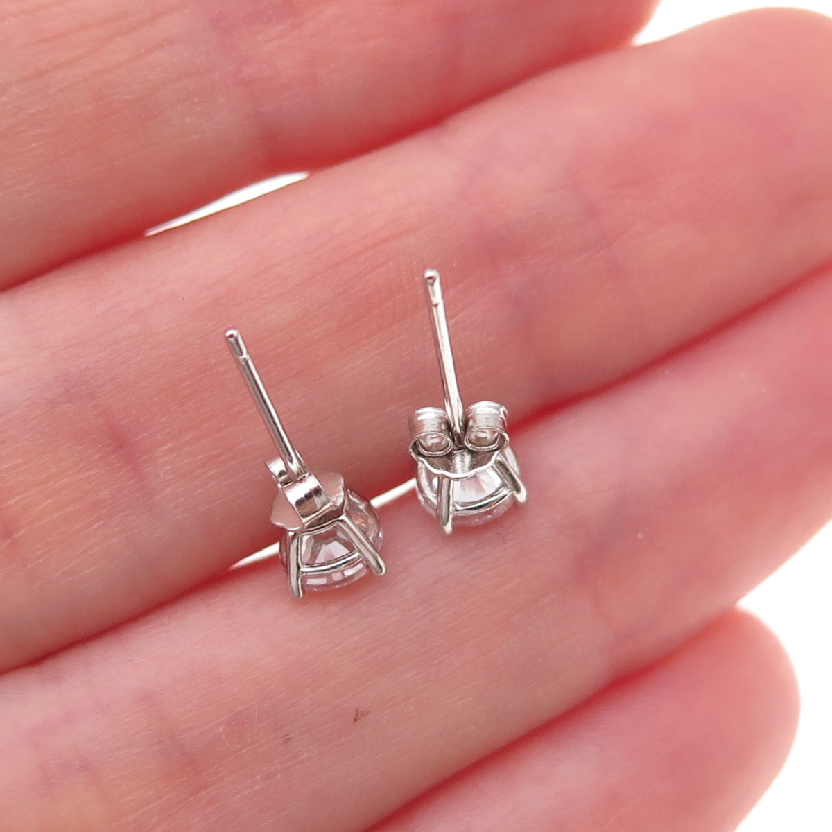 925 Sterling Silver Round-Cut C Z Stud Earrings