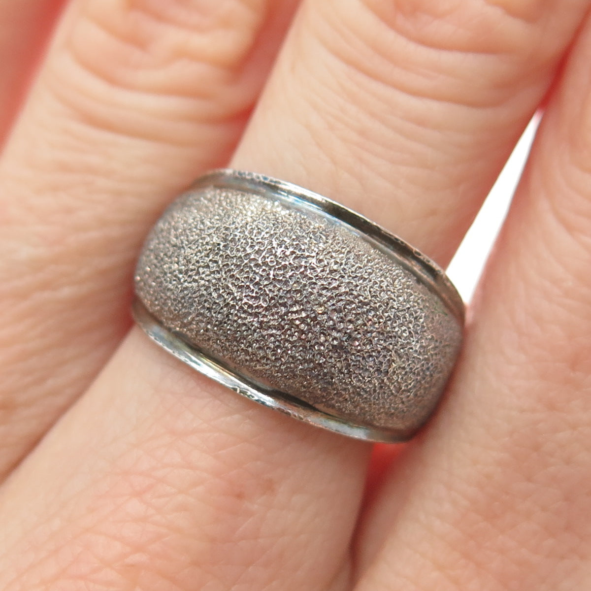 CHARLES WINSTON Sterling Silver Vintage Diamond-Illusion Oxidized Ring Size 8.25
