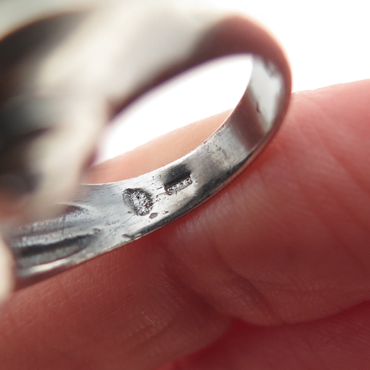 925 Sterling Silver Vintage Modernist Ribbed Oxidized Statement Ring Size 6