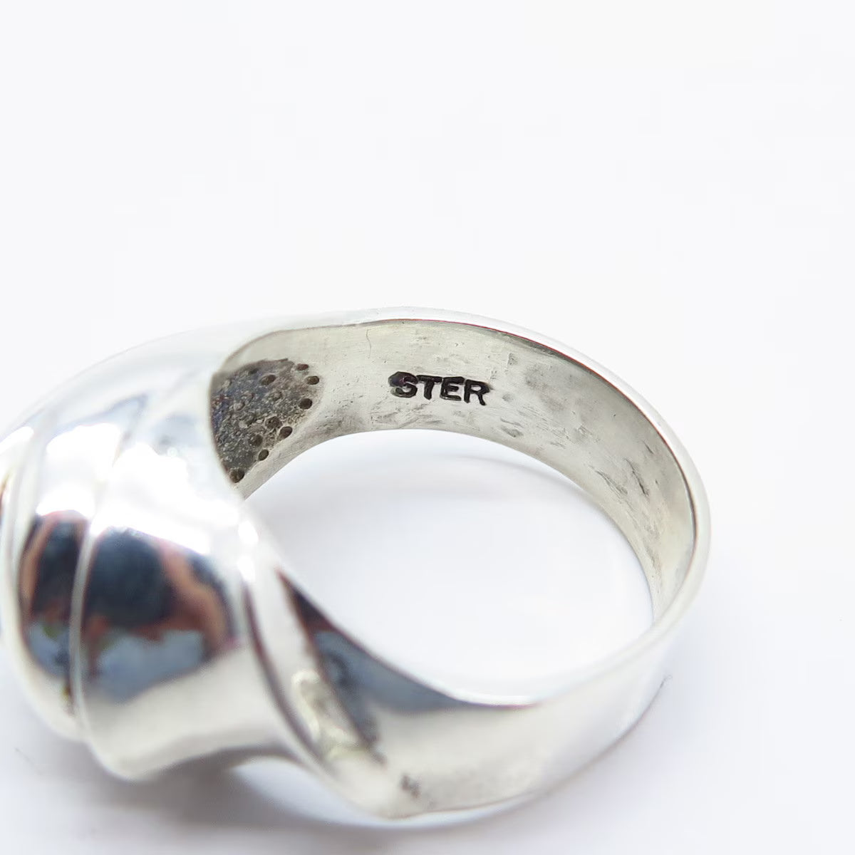 925 Sterling Silver Vintage Pejois Beverly Hills Ribbed Ring Size 8.25