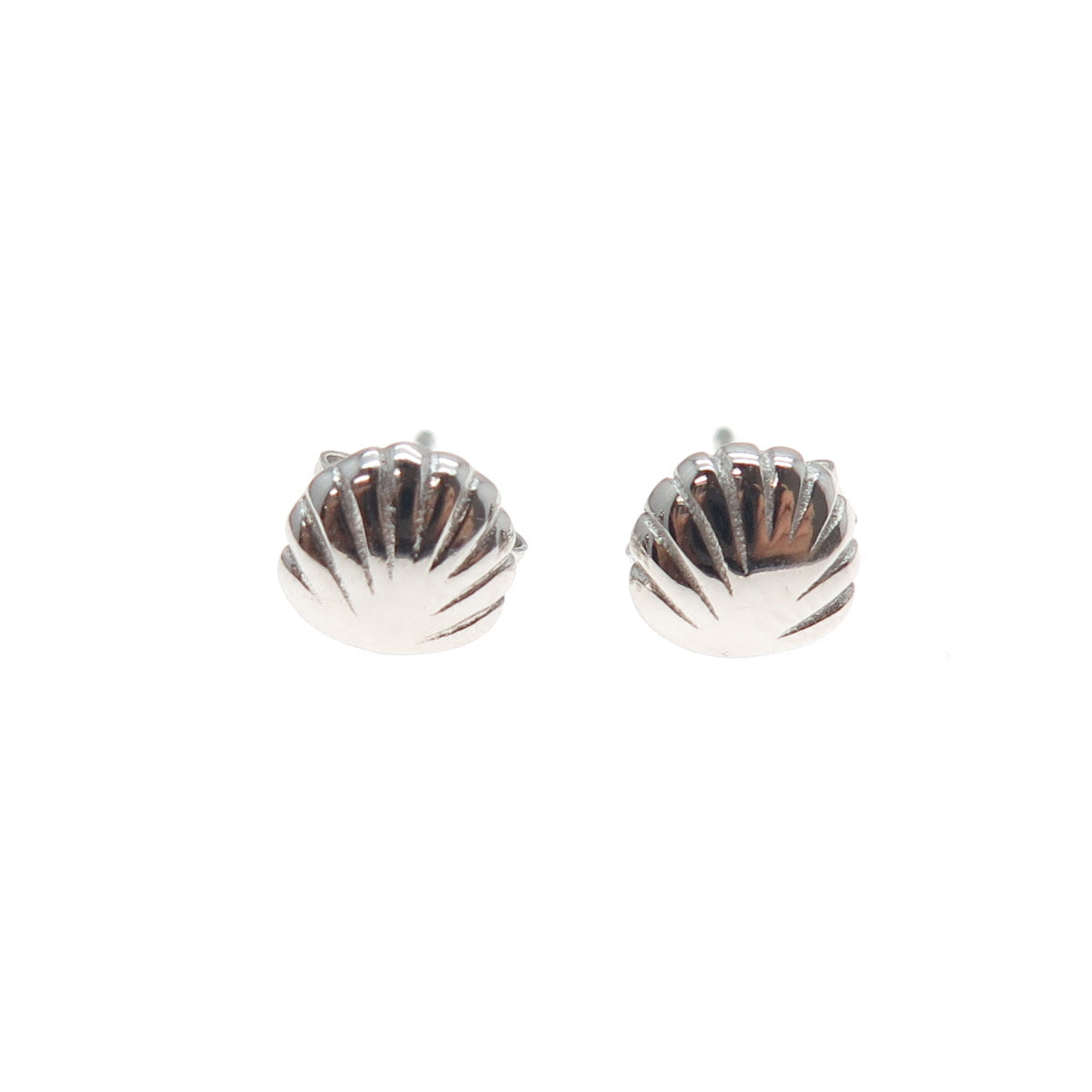 925 Sterling Silver Seashell Stud Earrings