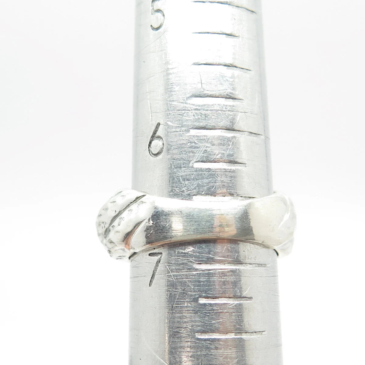925 Sterling Silver Vintage Ribbed Ring Size 6.75