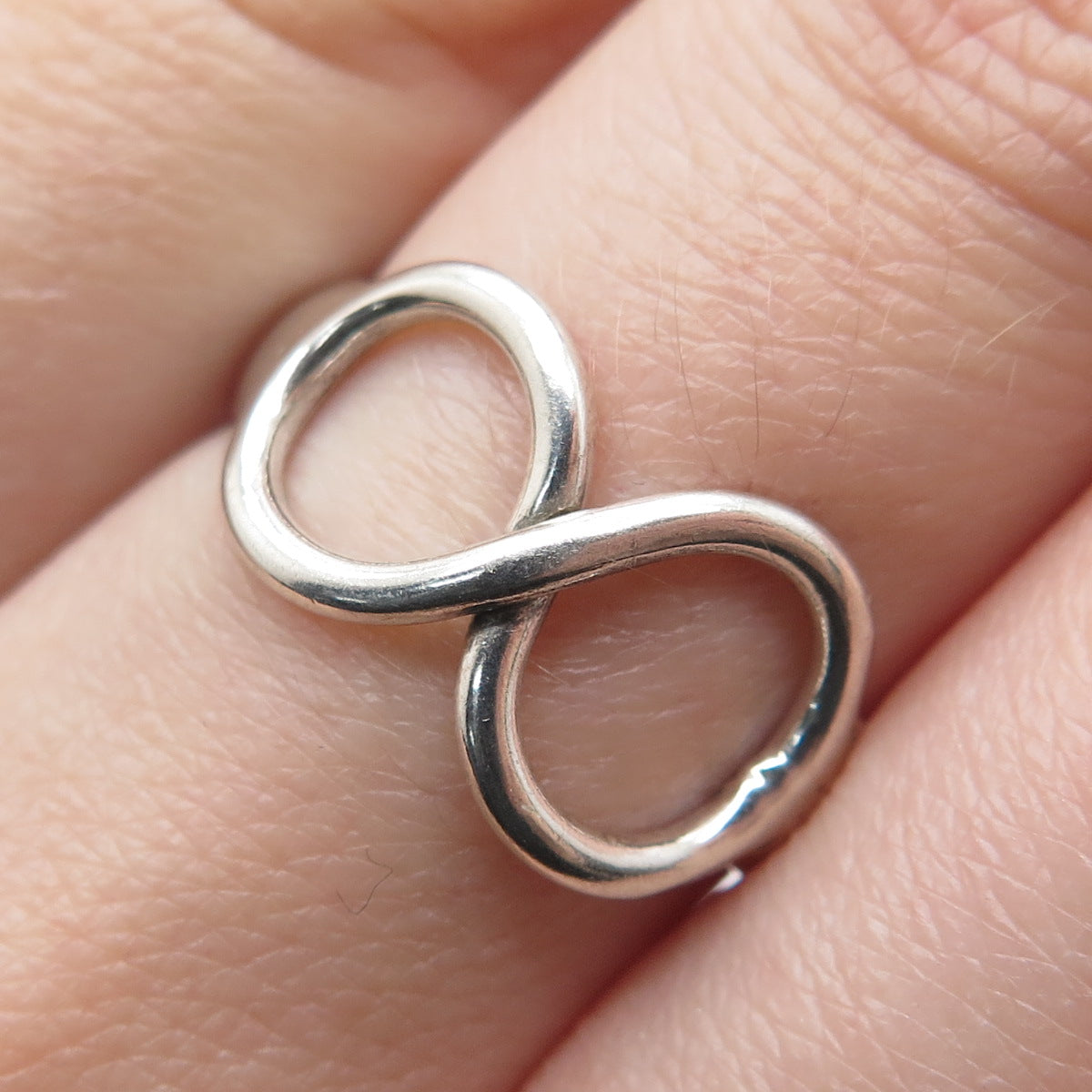 925 Sterling Silver Vintage Infinity Ring Size 7.75