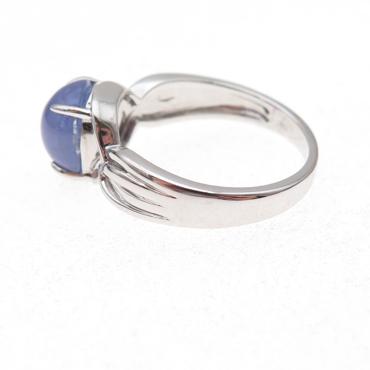 925 Sterling Silver Real Cabochon Tanzanite Ring Size 8.25