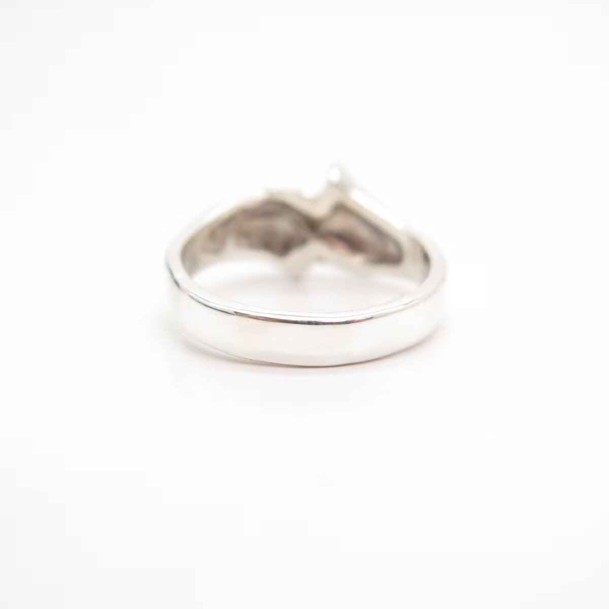 925 Sterling Silver 2-Tone Vintage Ribbed Leaf Ring Size 8