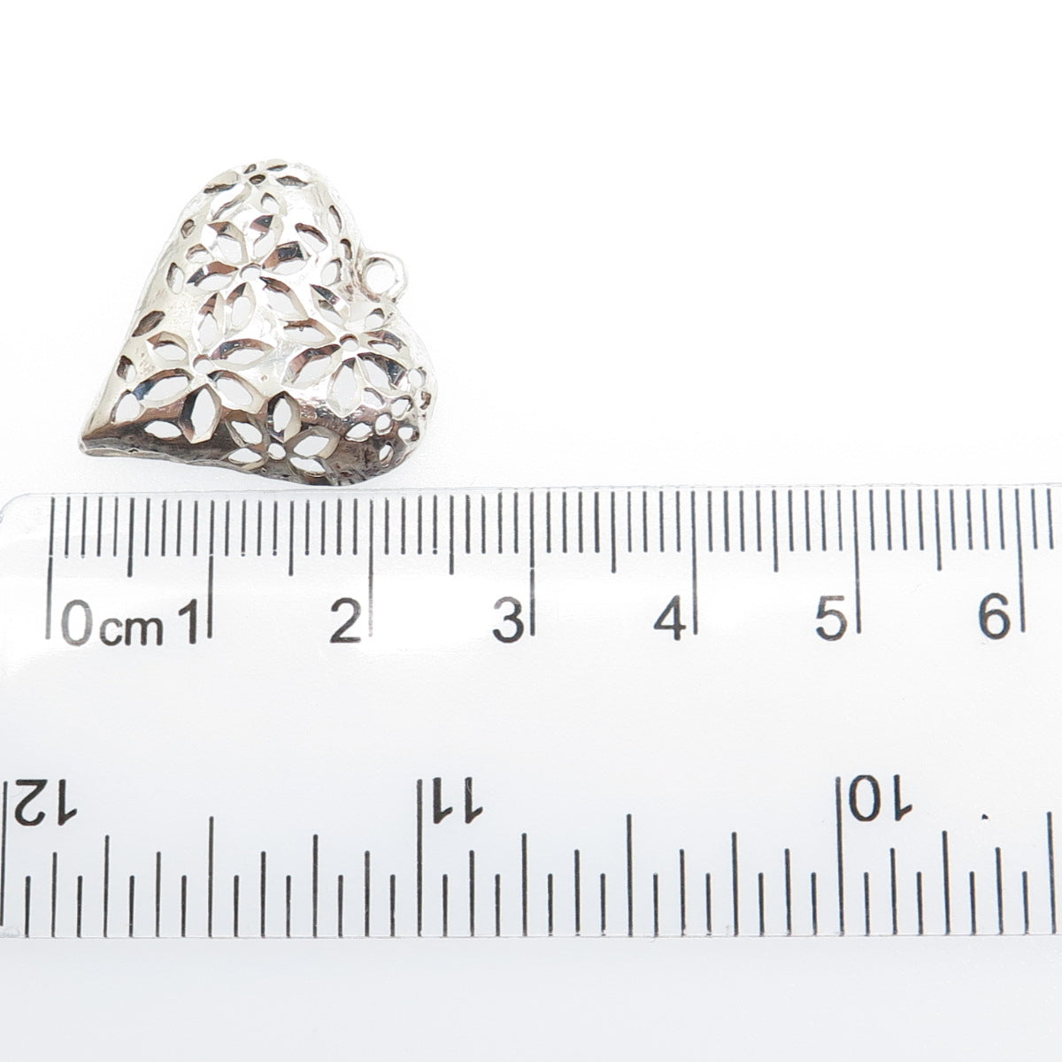 CHAPAL ZENRAY 925 Sterling Silver Vintage Flower Heart Charm Pendant