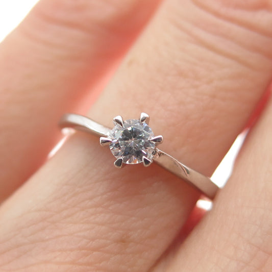 925 Sterling Silver Vintage Round-Cut Shaped C Z Engagement Ring Size 6.25