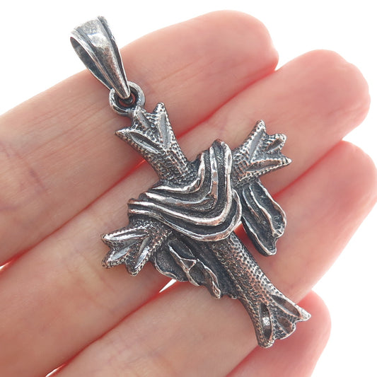 925 Sterling Silver Vintage Cross w/ Jesus Garment Religious Oxidized Pendant