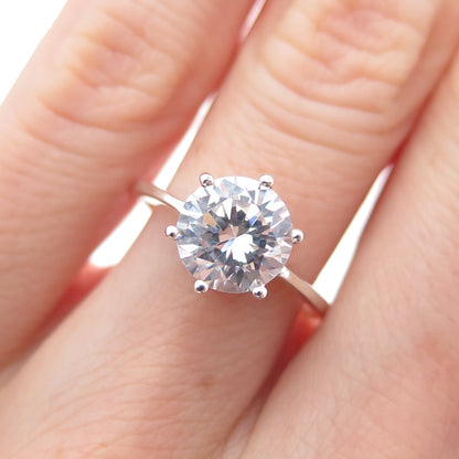 925 Sterling Silver Round-Cut C Z Engagement Ring Size 6